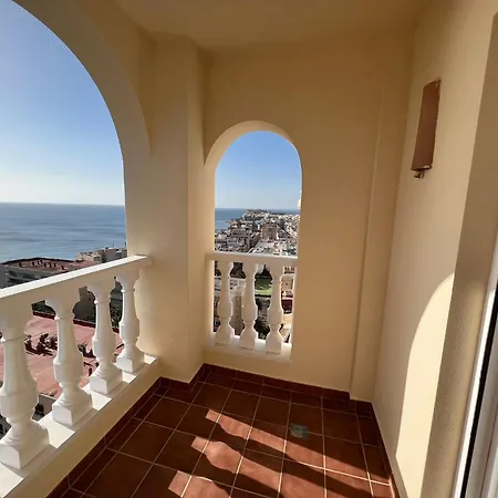 Luxury Penthouse Playas De 6pax דירה *